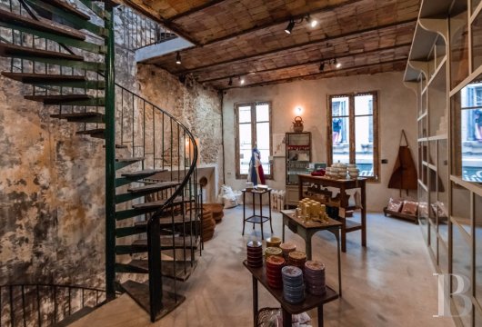 A museum-apartment above a hardware store near to the Old Port in Marseille - photo  n°19