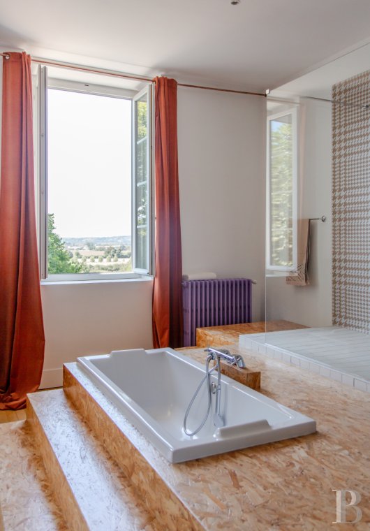 Dans l'Ain, entre Lyon et Genève, une ancienne école transformée en maison d’hôtes - photo  n°20