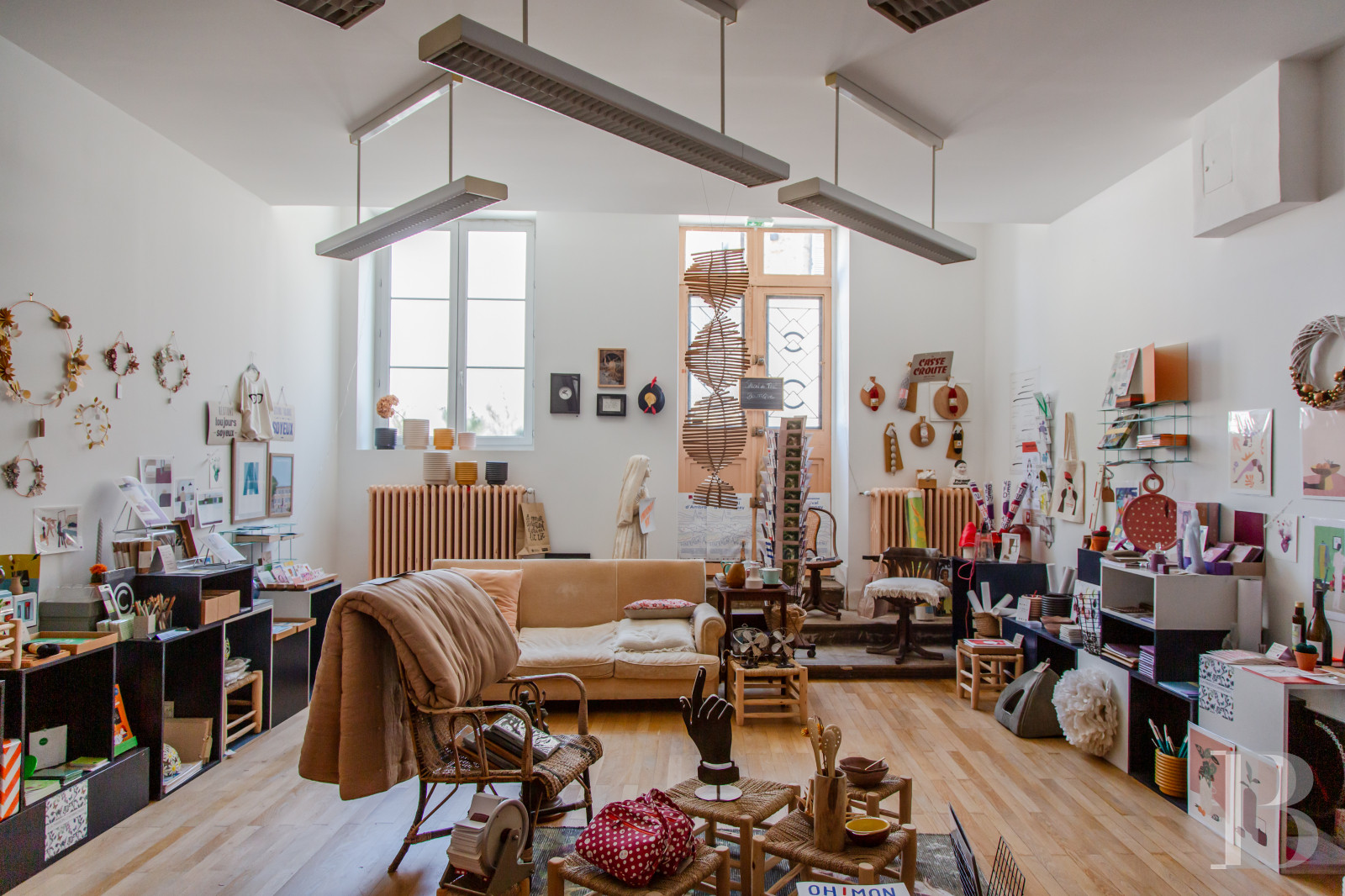 Dans l'Ain, entre Lyon et Genève, une ancienne école transformée en maison d’hôtes - photo  n°5