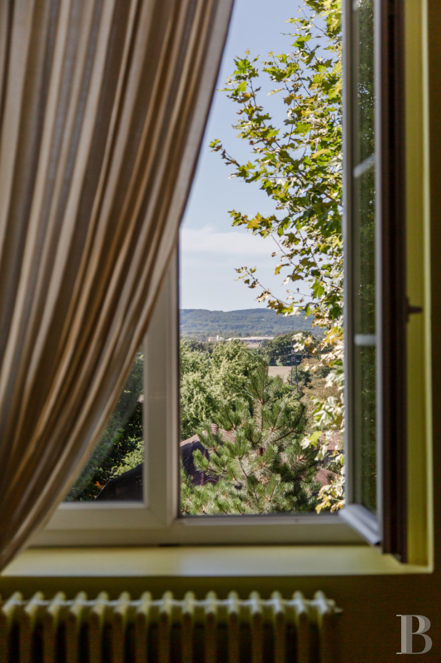 Dans l'Ain, entre Lyon et Genève, une ancienne école transformée en maison d’hôtes - photo  n°11