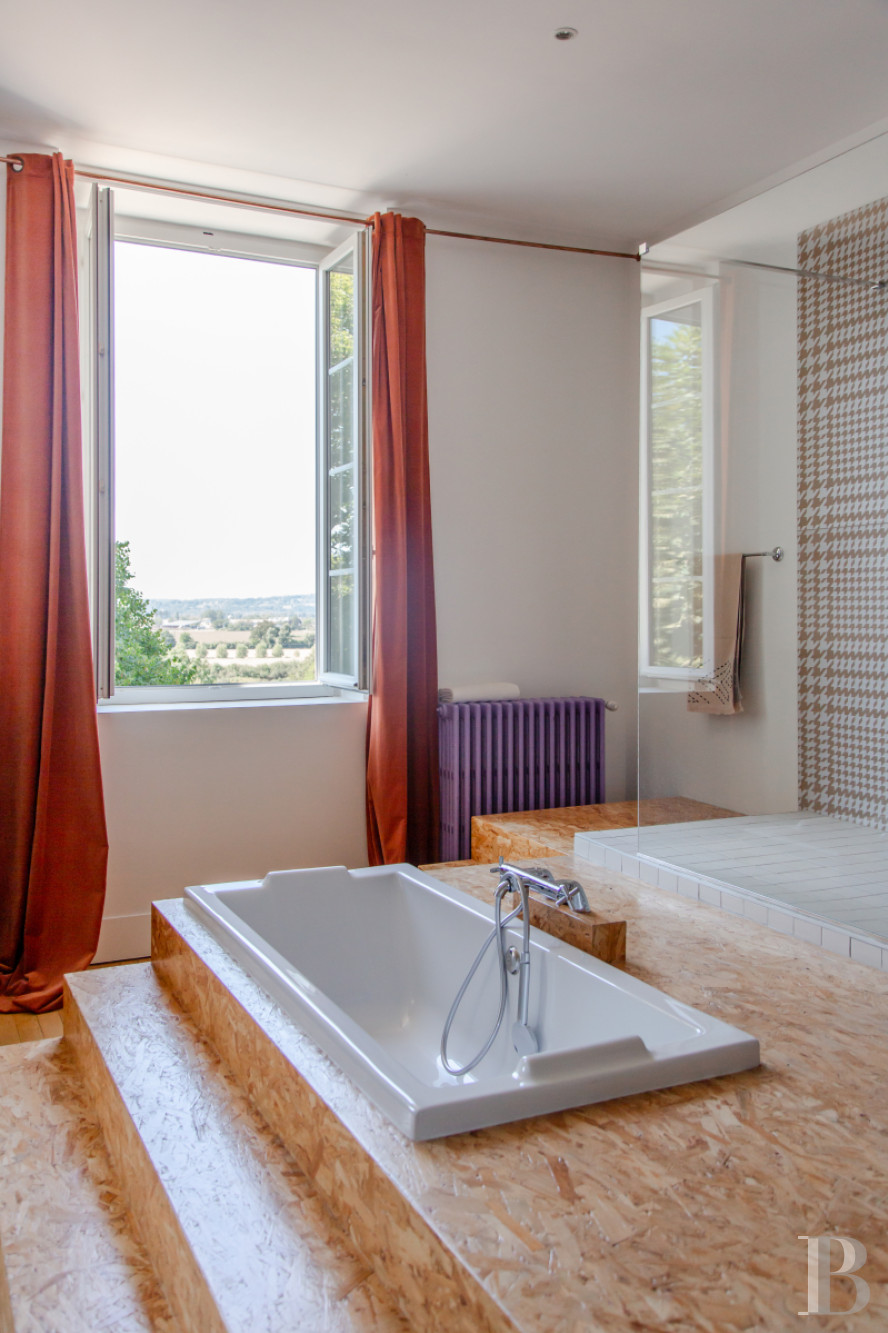 Dans l'Ain, entre Lyon et Genève, une ancienne école transformée en maison d’hôtes - photo  n°20